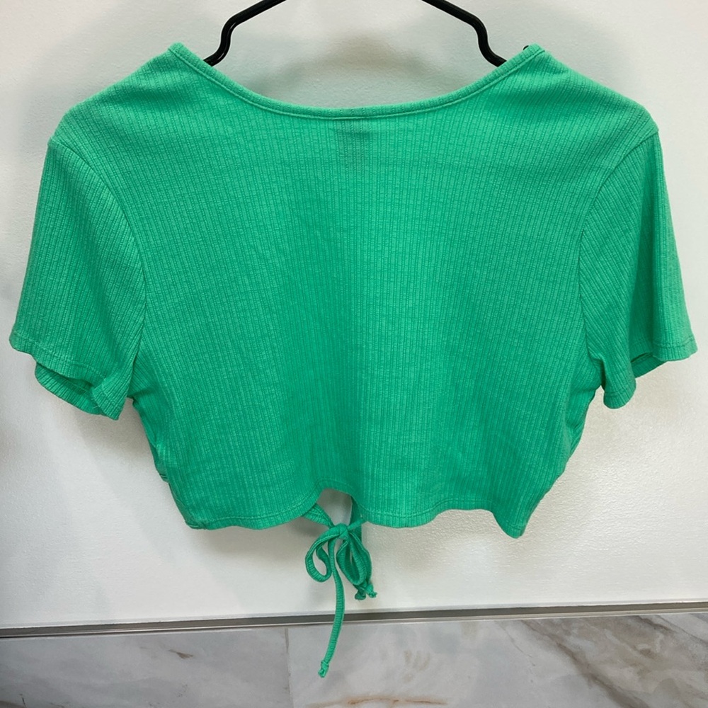 Green Ribbed Tie-Front Crop Top - Picture 2 of 2